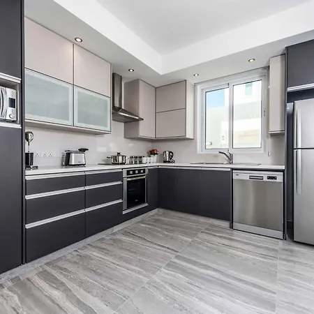 Bay 15 Villa Protaras