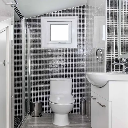 Вилла Bay 15
